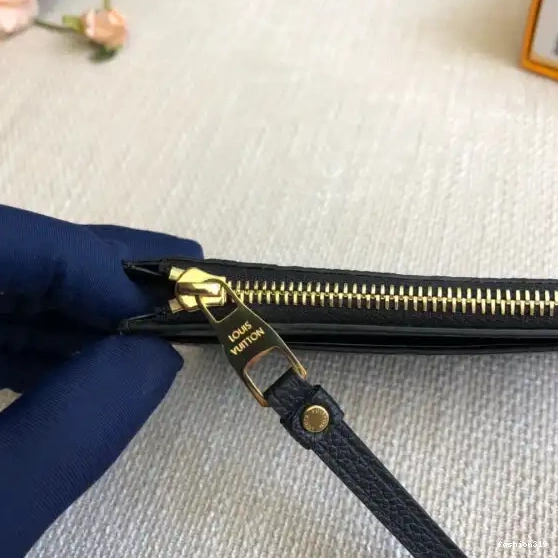 LOUIS HOLDER CARD ZIPPED VUITTON 0330
